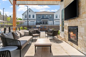 Indoor/outdoor fireplace lounge